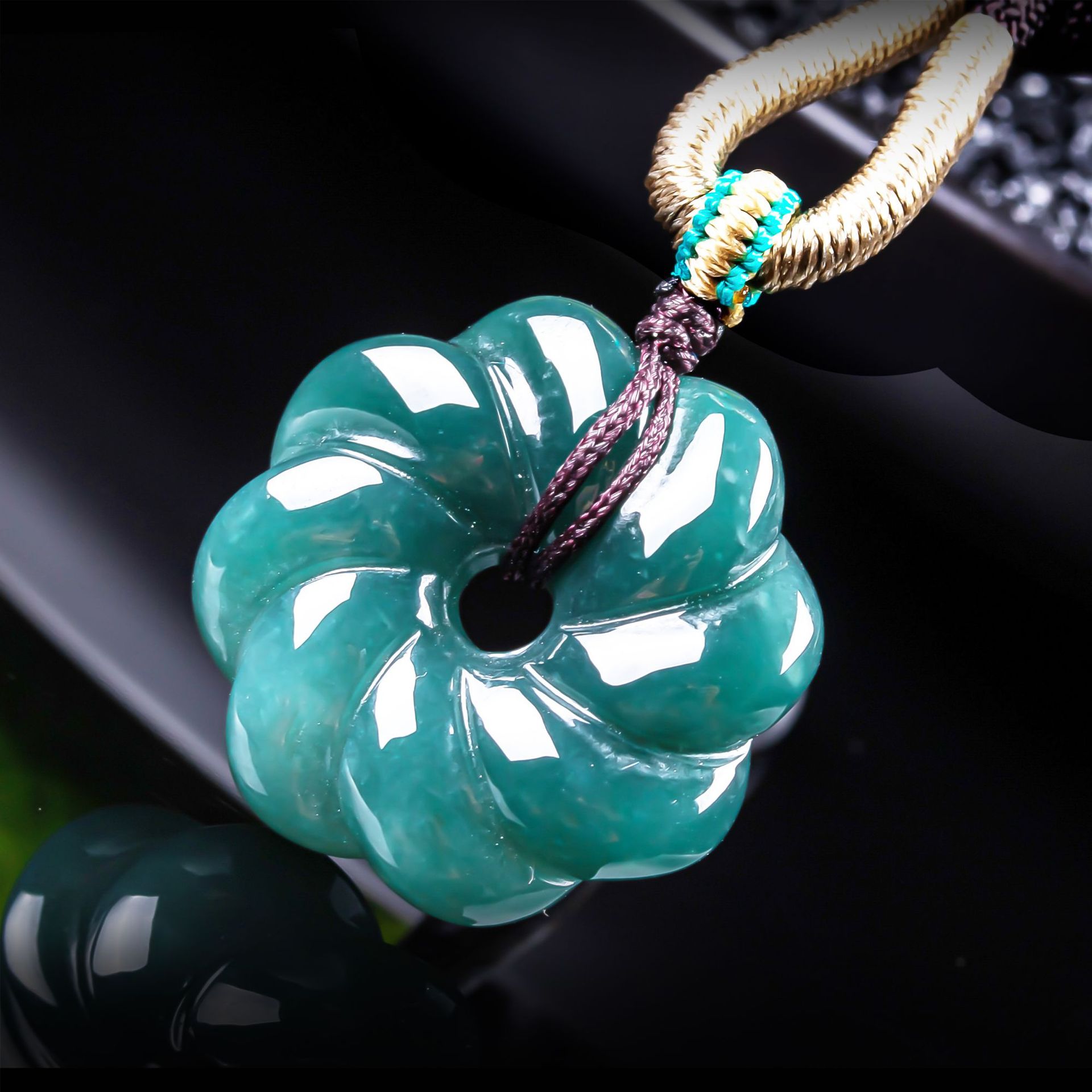 Jewelry & Watches Sp Zo O - Naturalny naszyjnik z jadeitu birmańskiego w