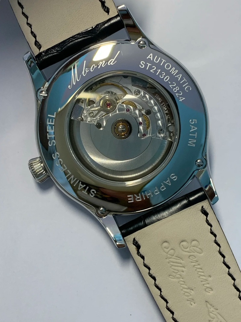 Bezsłowna książka, szwajcarski – Jewelry And Watches recenzja i cena