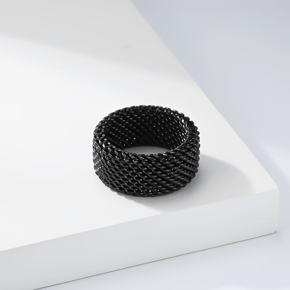 Modne pierścionki ze stali nie – Minimalist Ring Stackable recenzja i cena