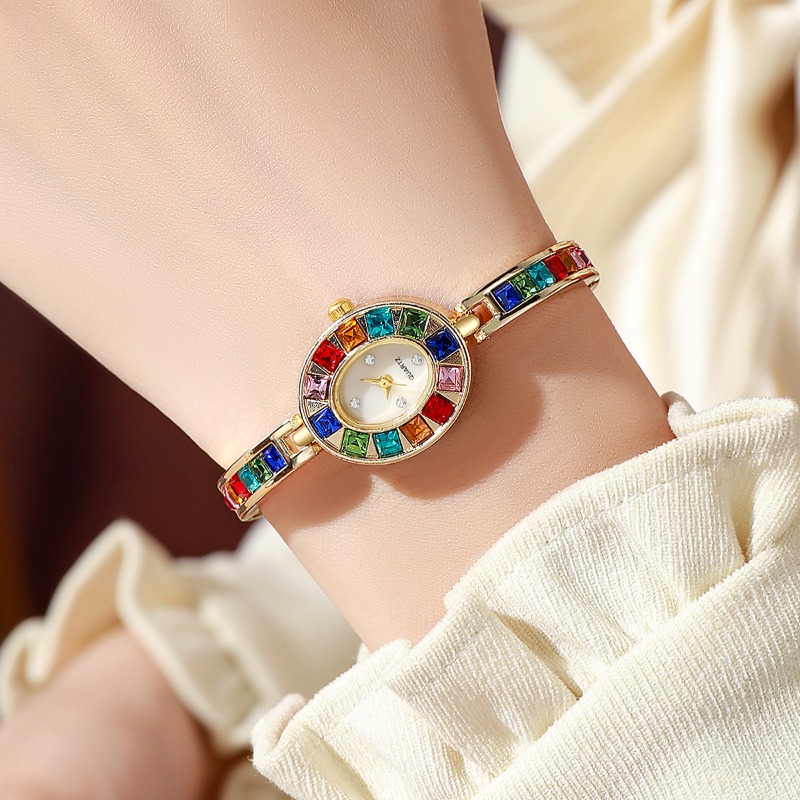 2 szt. Elegancki, kolorowy zes – Jewels On Watches recenzja i cena