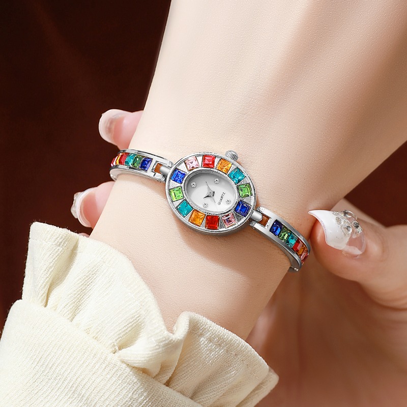 2 szt. Elegancki, kolorowy zes – Jewels On Watches recenzja i cena